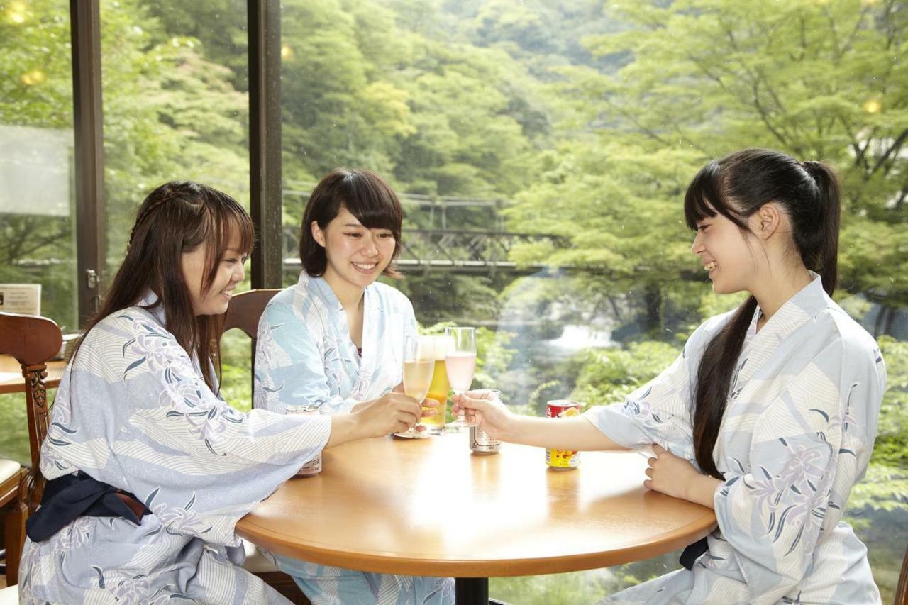 Tonosawa Quatre Saisons Hotel Hakone Kültér fotó