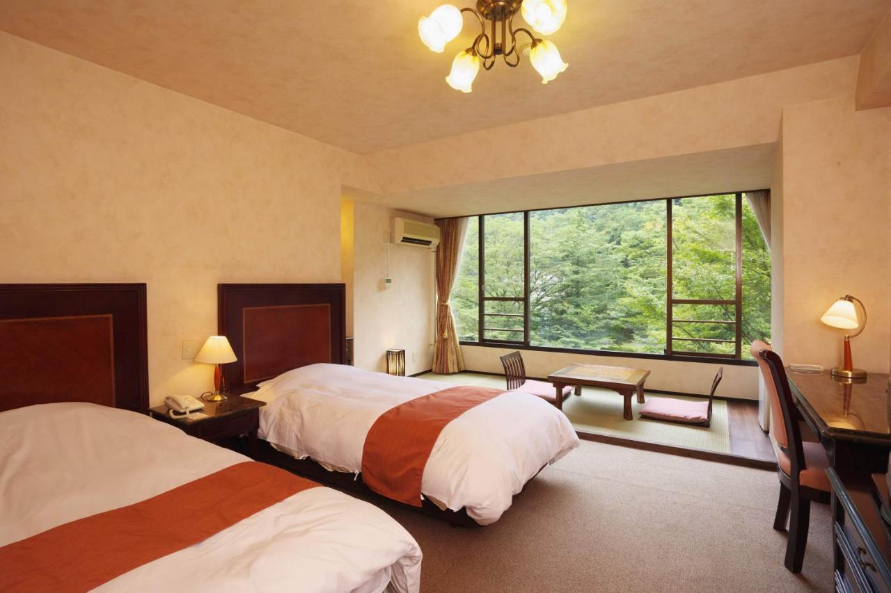Tonosawa Quatre Saisons Hotel Hakone Kültér fotó